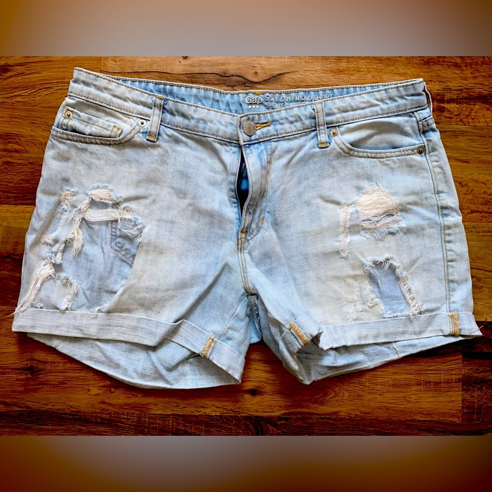 GAP sexy boyfriend shorts